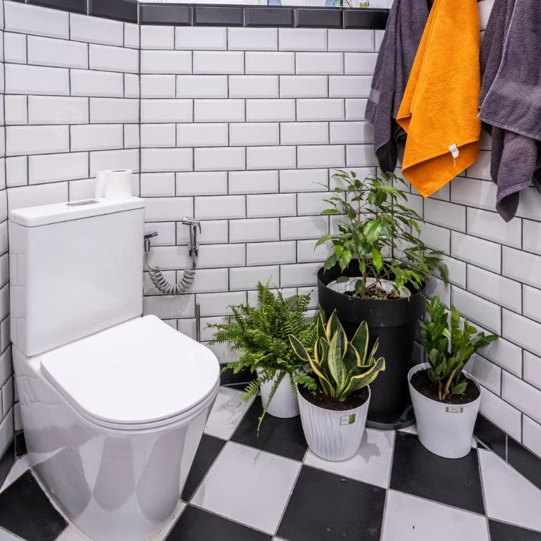 City Center Suites, Two Connected Apartments, 10 Guests - Apartment - 15