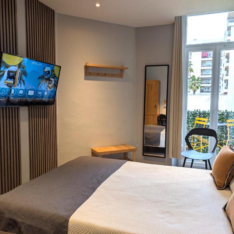 H33 Hôtel - Chambre Double avec Balcon - 18
