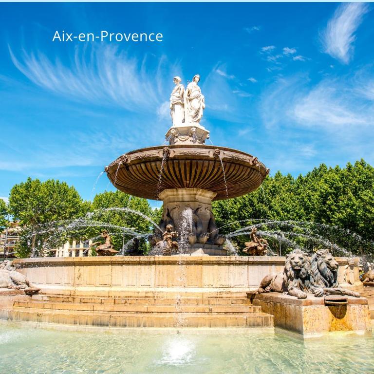 Escapade à deux en Provence, Adresse calme, centre à pied, Wifi, Climatisation et Parking gratuit à 50m - Studio - 20