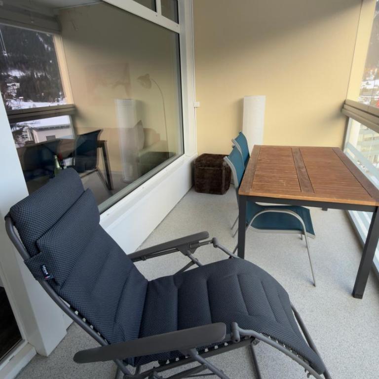 4 Min walking to Congress Center Zentral wohnen, ankommen, heimeliges ruhiges Studio mitten in Davos - Apartment mit 1 Schlafzimmer - 8