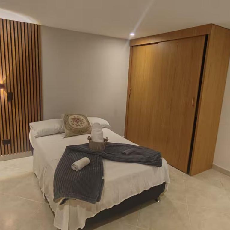 Diseño elegante 3 camas, 100 m2, wifi y vistas 401 - Three-Bedroom Apartment - 3