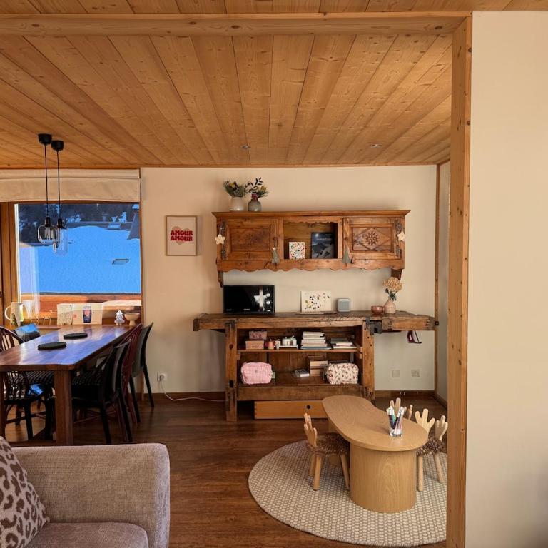 Ski-in Ski-out Méribel-Mottaret Family 5p - Two-Bedroom Apartment - 3