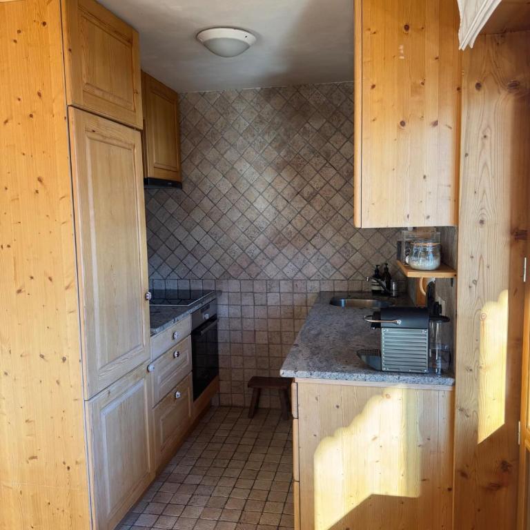 Ski-in Ski-out Méribel-Mottaret Family 5p - Two-Bedroom Apartment - 12