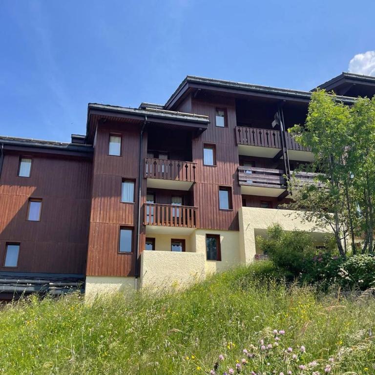 Appart skis aux pieds, proche commodités et remontées - FR-1-356-196 - Apartamento (5 adultos) - 15