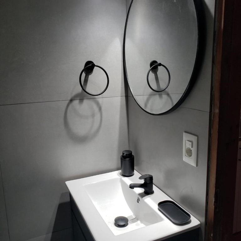 Casa para 4 personas con parrillero - Two-Bedroom Apartment - 5