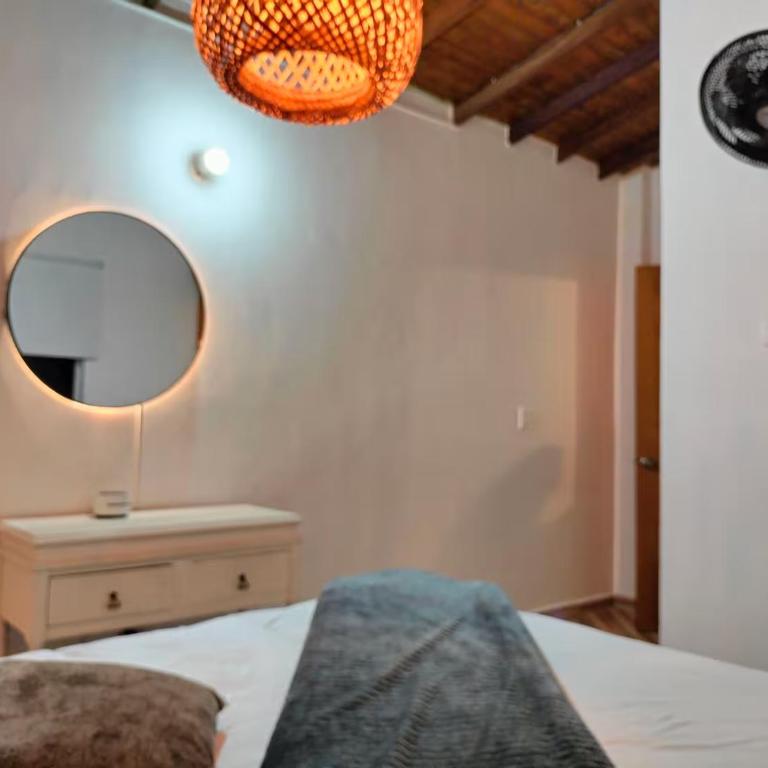 Ambiente natural y amplio, con vista panorámica de Medellín 501 - Three-Bedroom Apartment - 32