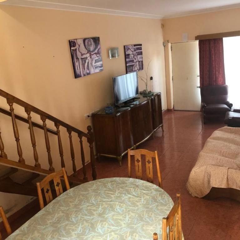 Necochea casa vacacional - Two-Bedroom House - 1