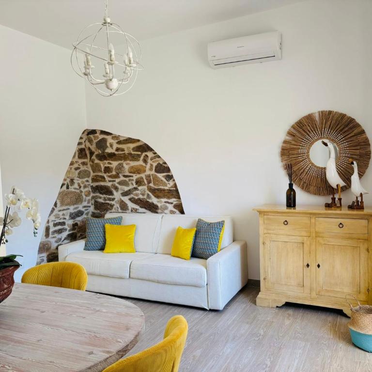 Stazzo San Teodoro Piscina Condivisa - Casa con 2 Camere da Letto - 4