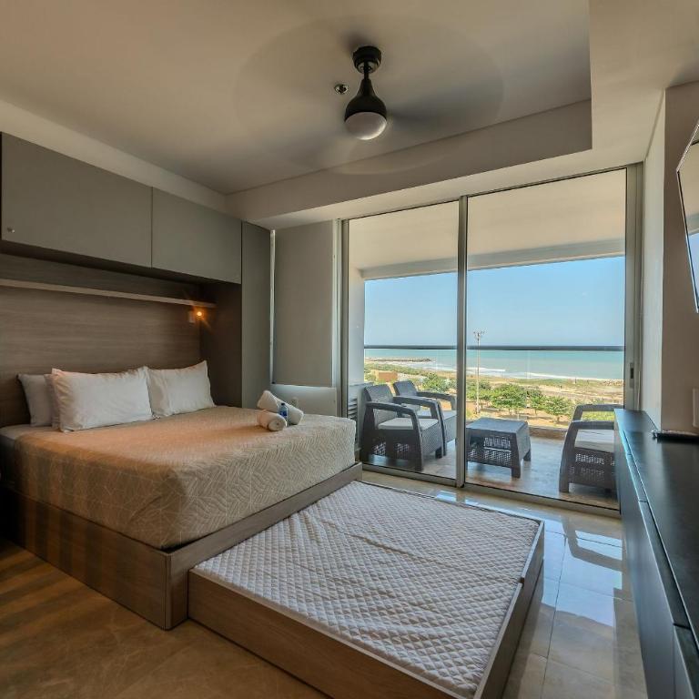 Cartagena Beach Resort - One-Bedroom Apartment with Balcony and Sea View - 21