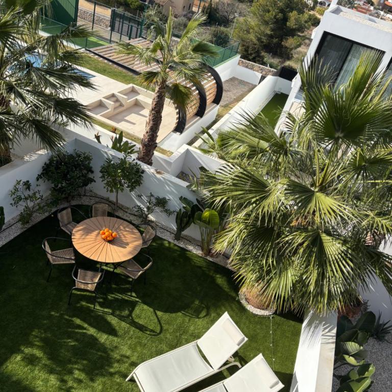Sunny Calp - Casa Unifamiliar de 3 dormitorios - 9