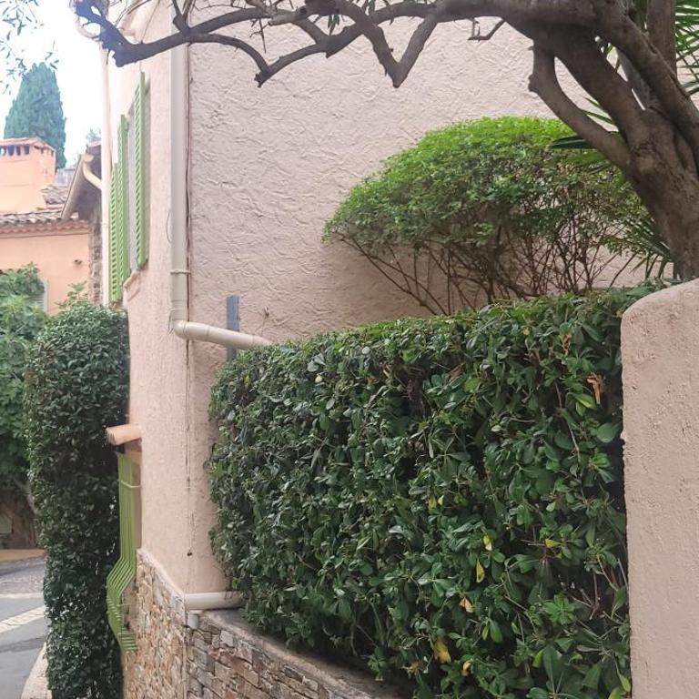 Maison de village privative calme avec jardin Terrasses Cogolin vieux Village - Two-Bedroom Villa - 2