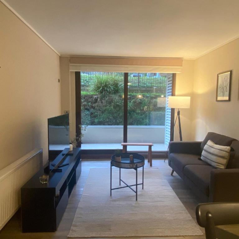 Nuevo departamento con estacionamiento y a pasos del centro de Puerto Varas - One-Bedroom Apartment with Terrace - 3