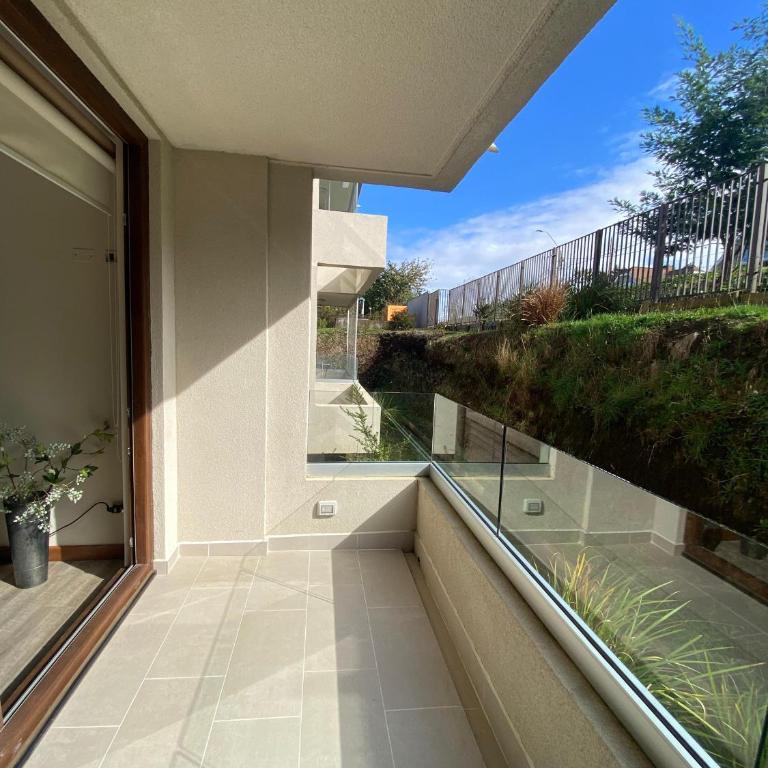 Nuevo departamento con estacionamiento y a pasos del centro de Puerto Varas - One-Bedroom Apartment with Terrace - 14