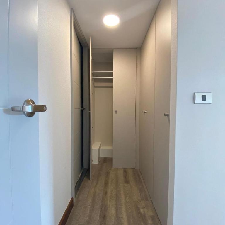 Nuevo departamento con estacionamiento y a pasos del centro de Puerto Varas - One-Bedroom Apartment with Terrace - 18