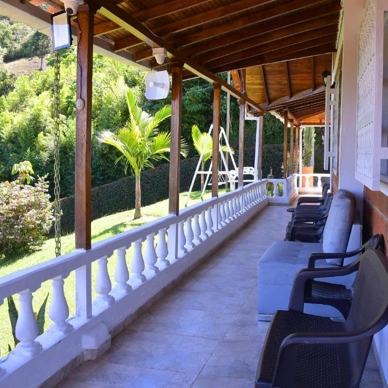 Hermosa Finca Con Piscina y Jacuzzi - Four-Bedroom Vacation Home - 51