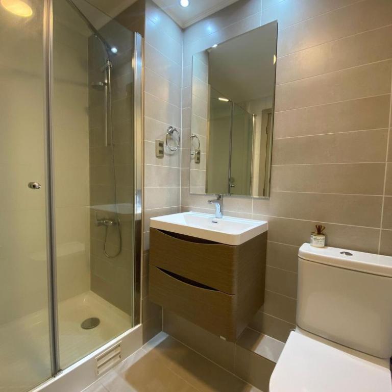 Nuevo departamento con estacionamiento y a pasos del centro de Puerto Varas - One-Bedroom Apartment with Terrace - 19