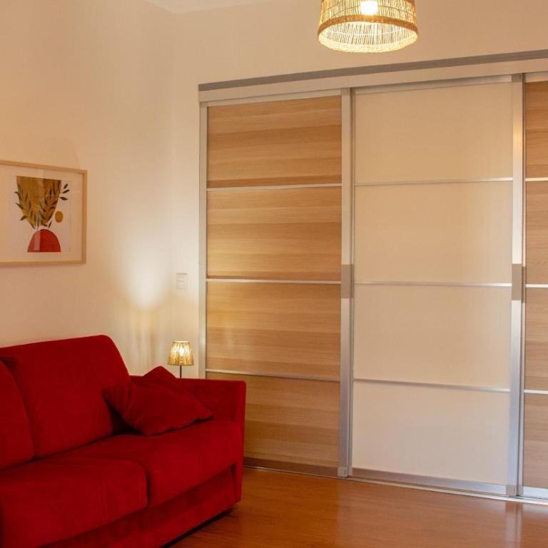 Bed & Movie - One-Bedroom Apartment - 26