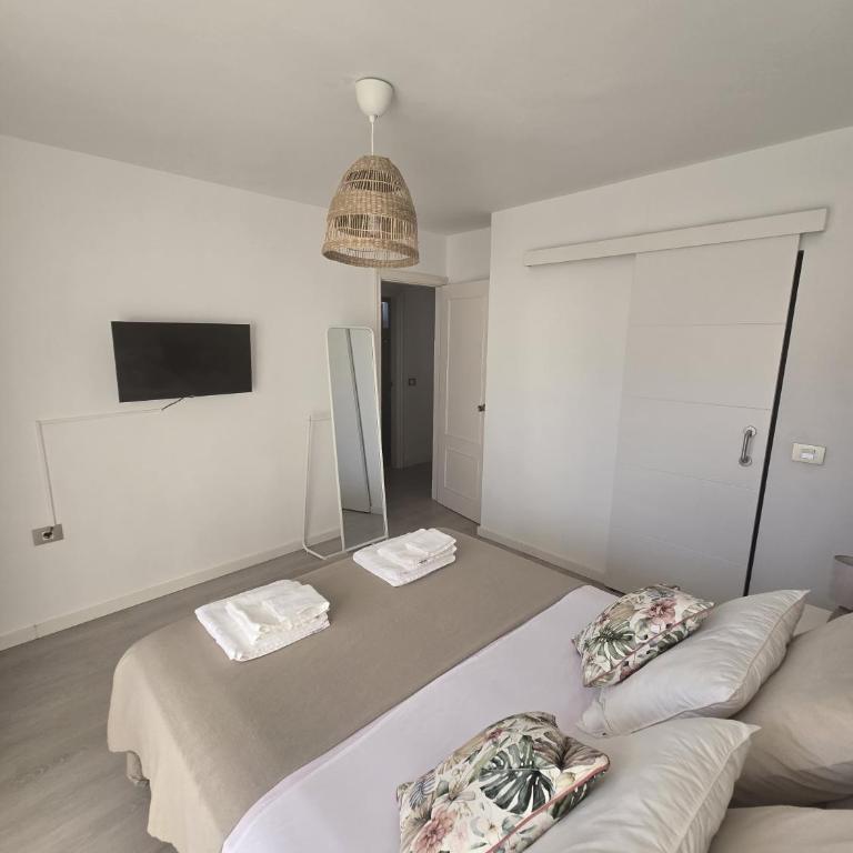 Paradise Caletillas BeachFront Duplex with Pool & Parking - Apartamento de 2 dormitorios - 8