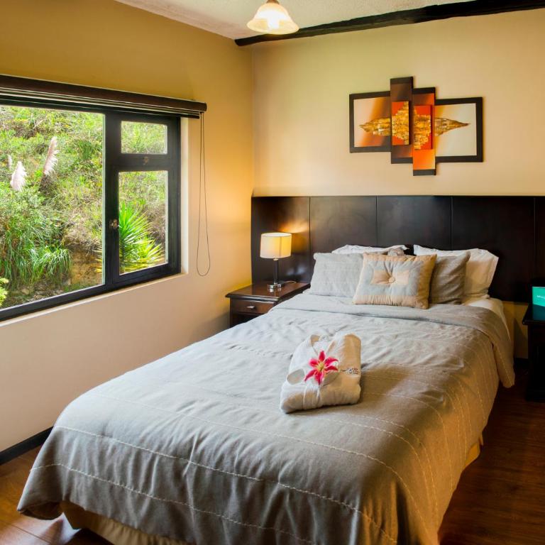 Hosteria Duran - Habitación con cama grande - 3