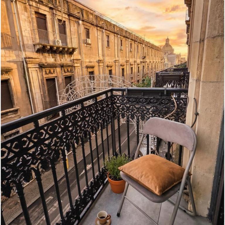 Palazzo Bruca Catania - Double Room with Private Bathroom - 7