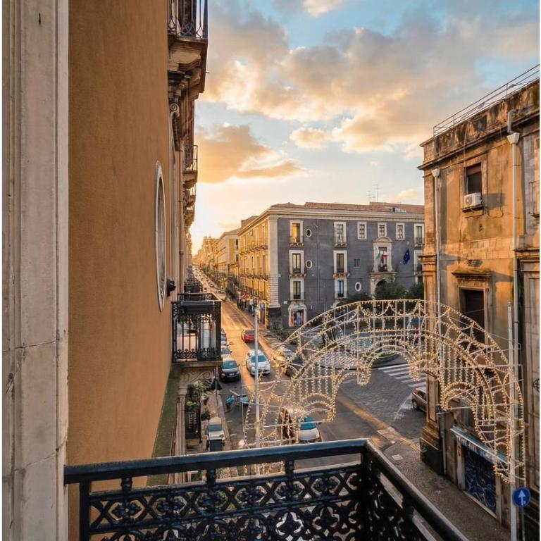 Palazzo Bruca Catania - Suite King con Vasca Idromassaggio - 16