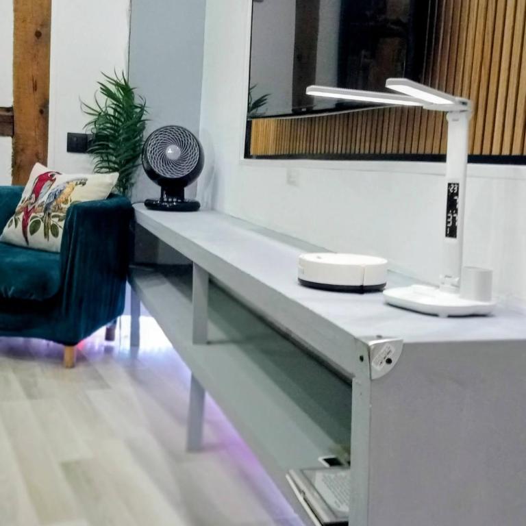 VERSACE 6PACK -SMART HOME-air conditioner - HISTORIC CENTER-GRAN VIA-SOL-MALASANA - Three-Bedroom Apartment - 24