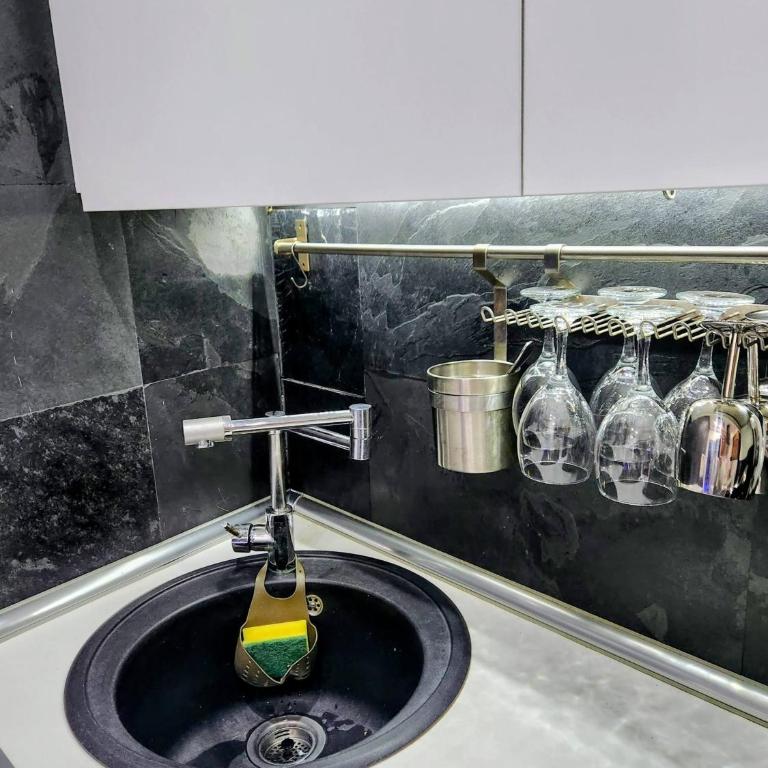 VERSACE 6PACK -SMART HOME-air conditioner - HISTORIC CENTER-GRAN VIA-SOL-MALASANA - Three-Bedroom Apartment - 36