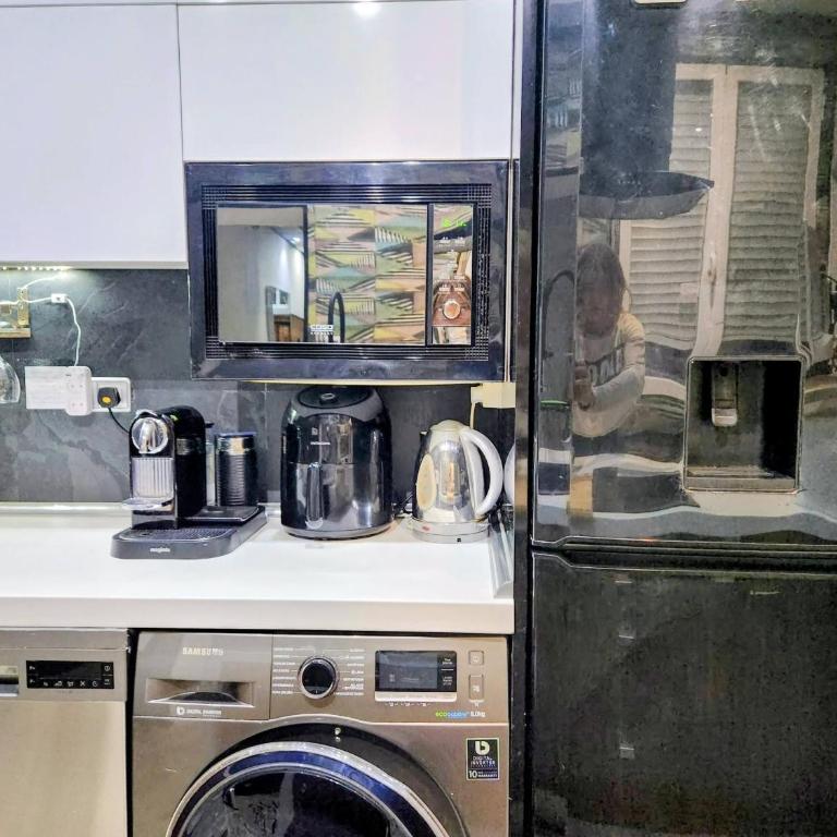 VERSACE 6PACK -SMART HOME-air conditioner - HISTORIC CENTER-GRAN VIA-SOL-MALASANA - Three-Bedroom Apartment - 71