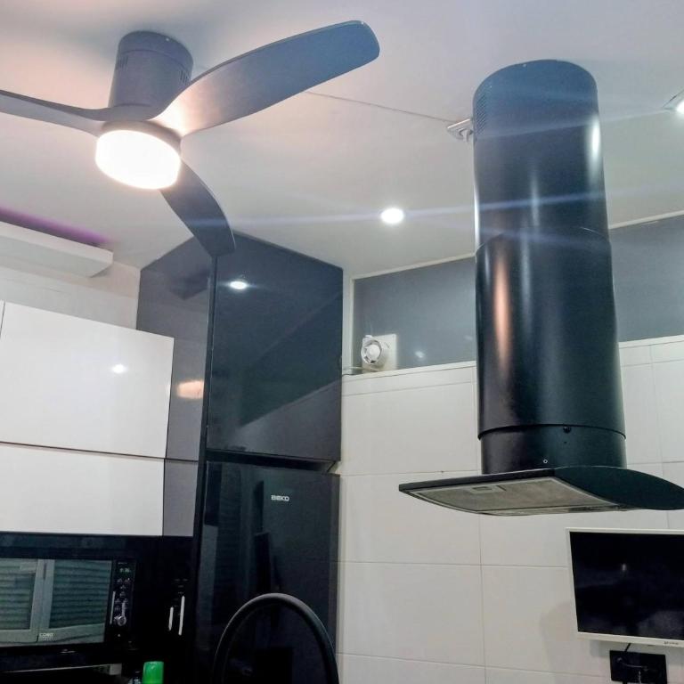 VERSACE 6PACK -SMART HOME-air conditioner - HISTORIC CENTER-GRAN VIA-SOL-MALASANA - Three-Bedroom Apartment - 81