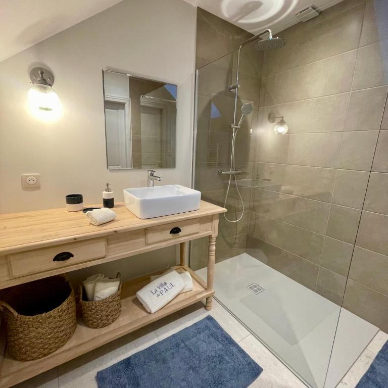 La Villa de Paul - Les Chambres - Chambre Double avec Salle de Bains Privative - 7