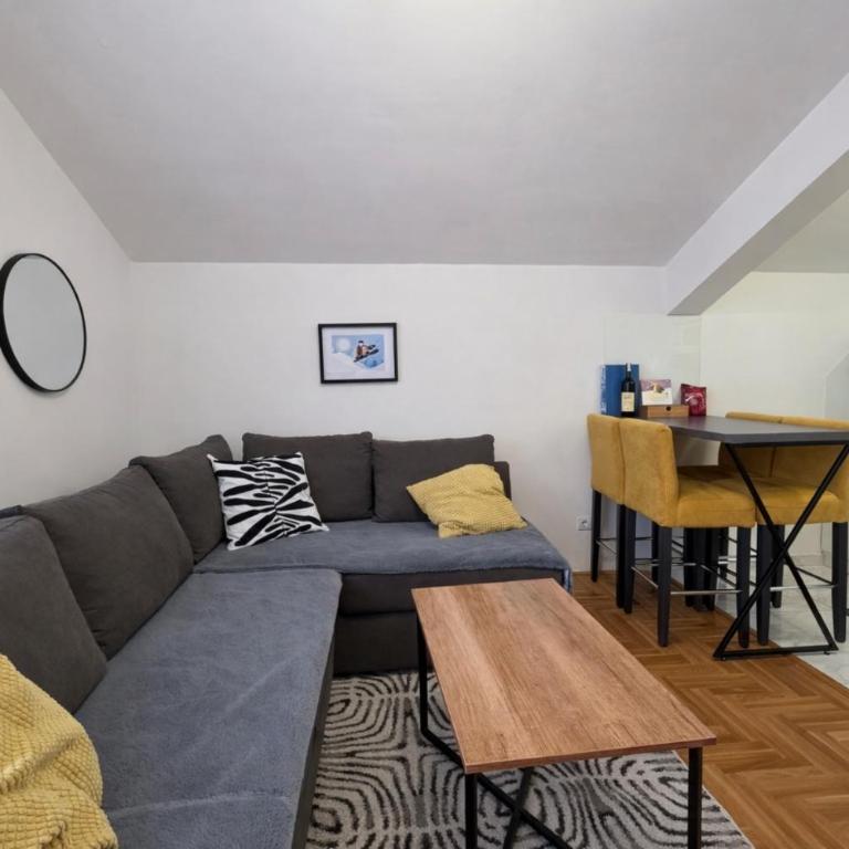 OMMI - One-Bedroom Apartment - 5