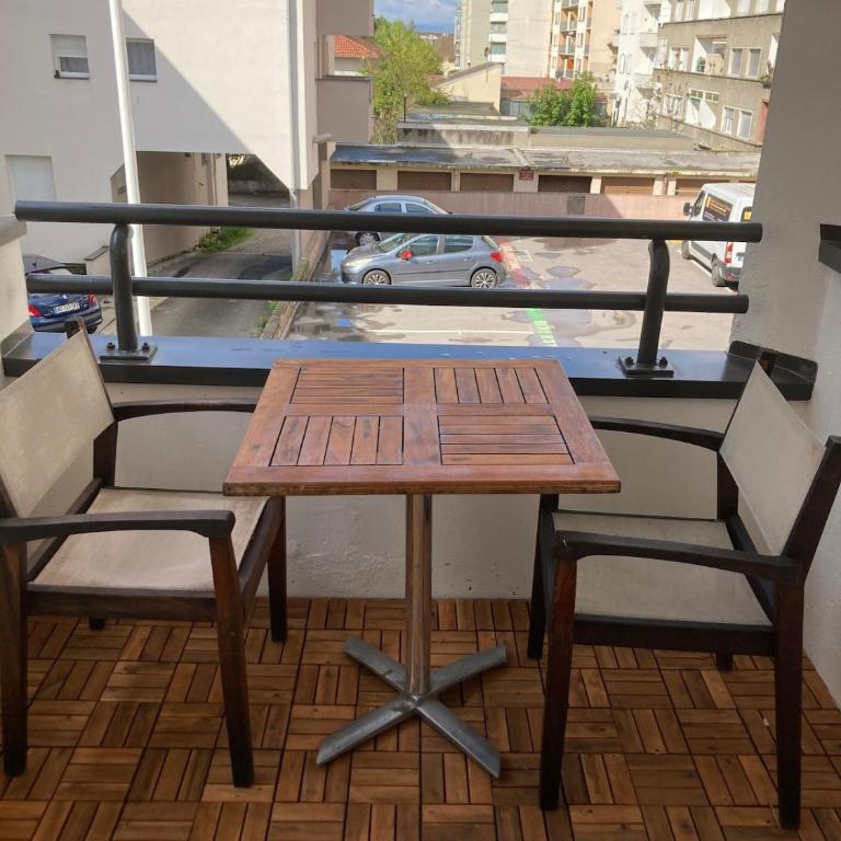 Appartement T3 PROCHE ACCES TRAM - Appartement 1 Chambre - 3
