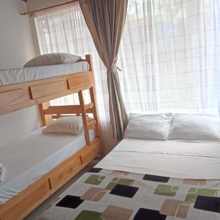 Casa Campestre con pisicina climatizada, Fusagasugá - Casa de 5 dormitorios - 85