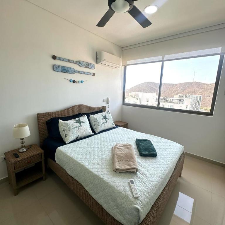 Apartamento con vista al mar y a la montaña en Santa Marta - Apartamento de 3 dormitorios - 12