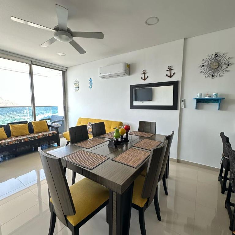 Apartamento con vista al mar y a la montaña en Santa Marta - Apartamento de 3 dormitorios - 5