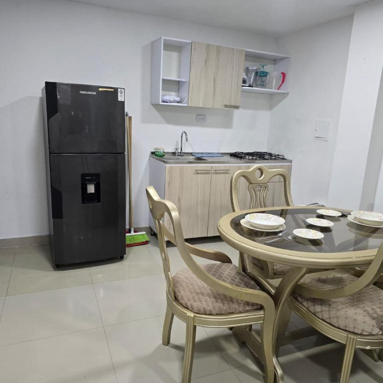 APARTAMENTOS LOS MANGLARES marbella - Family Double Room - 20