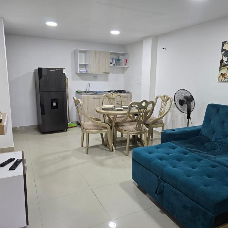 APARTAMENTOS LOS MANGLARES marbella - Family Double Room - 19