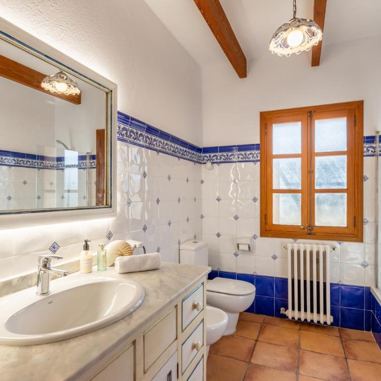 Villa Figueres recién amueblada con piscina privada - Three-Bedroom Villa - 13