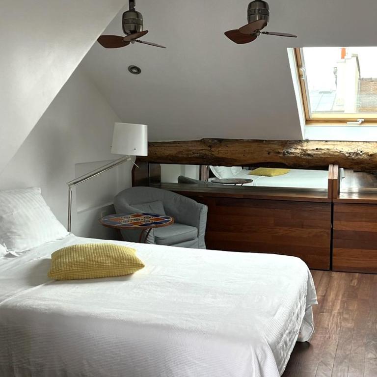 Boutique Hotel de la Place des Vosges - Chambre Quadruple - 10