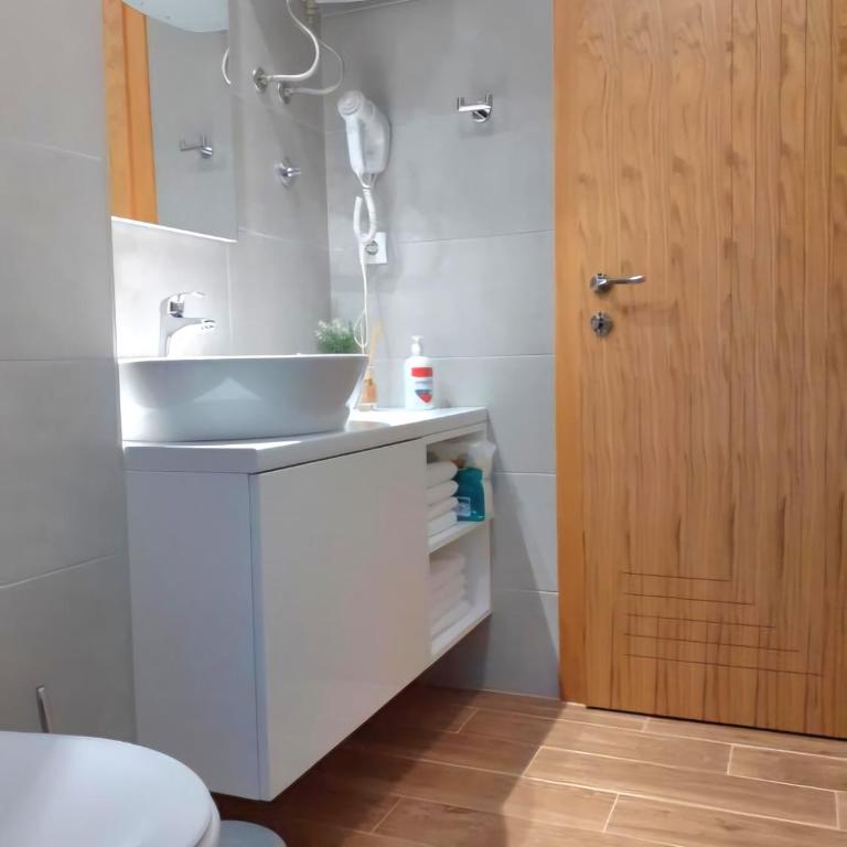 OMMI - One-Bedroom Apartment - 19