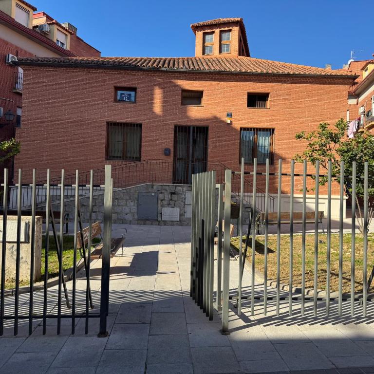 Apartamentos Melisa - Madrid - One-Bedroom Apartment - 11