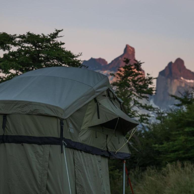 Yellow Plum Camp Pehoé - Tent - 5