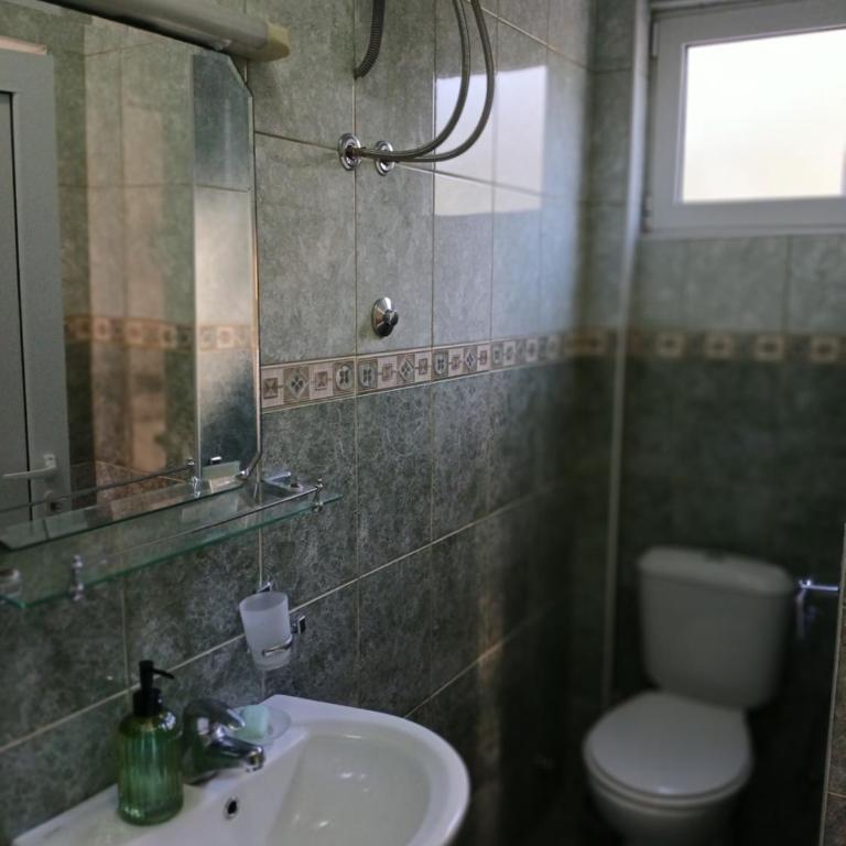 Apartmani Bisser - Trokrevetna Soba sa Balkonom - 5