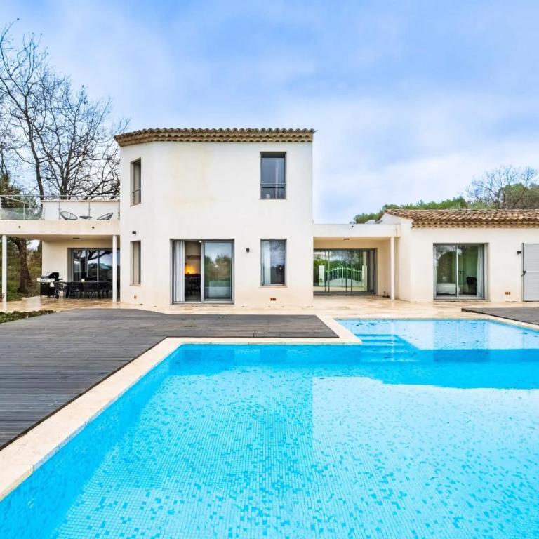 Villa contemporaine 170 m2 havre de paix piscine - Villa - 1