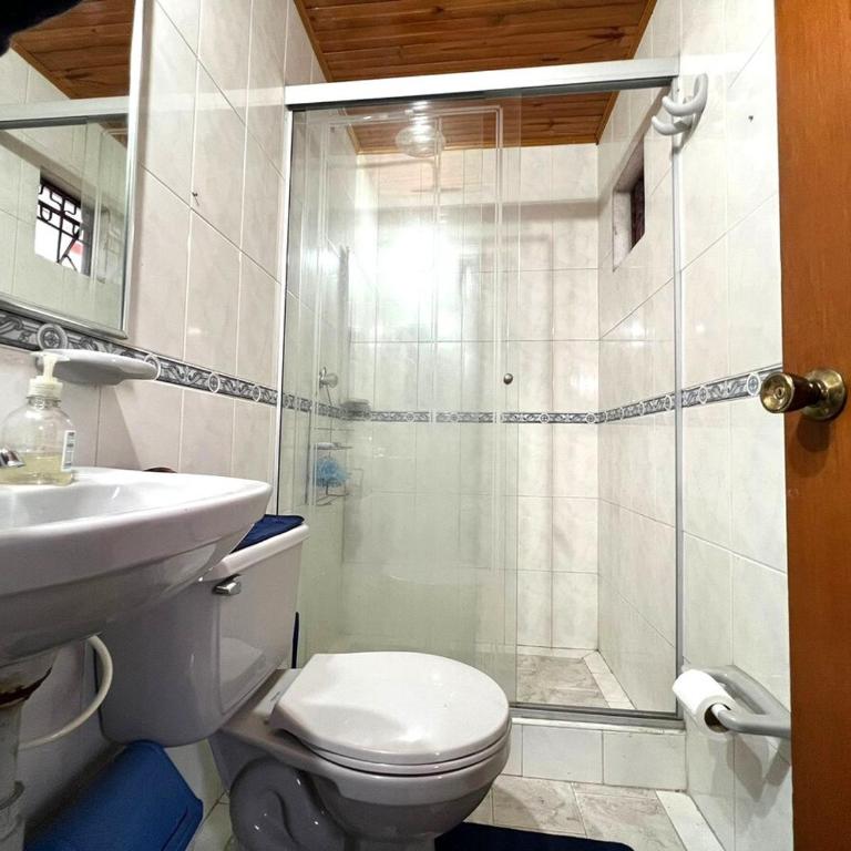 La Casita Bella - Estadías Largas - Three-Bedroom House - 7