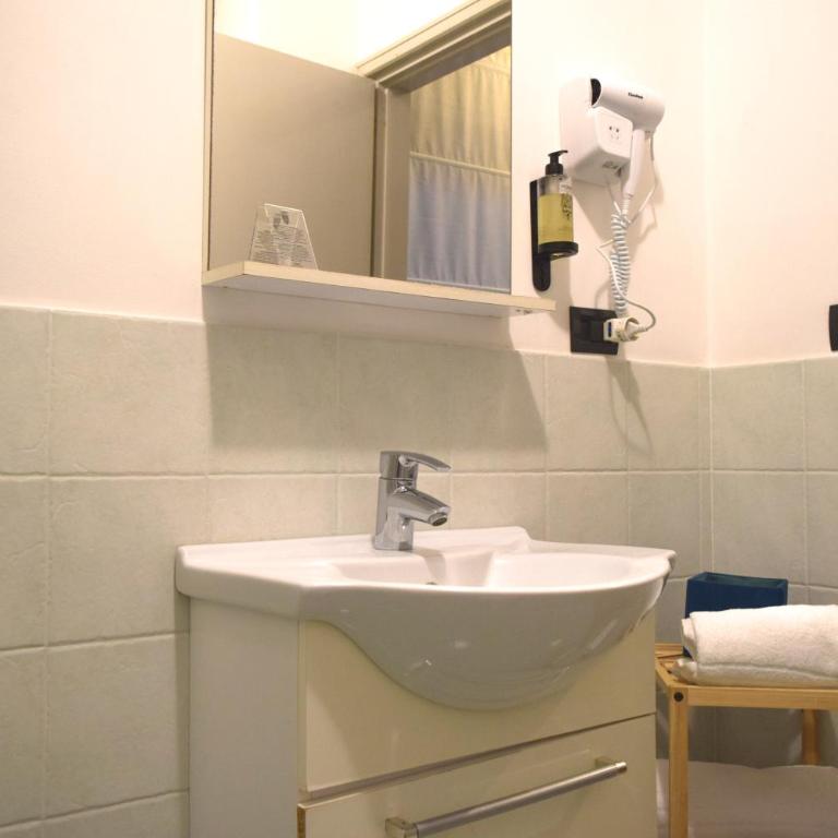 Alta Dimora b&b suites - Deluxe Room - 4