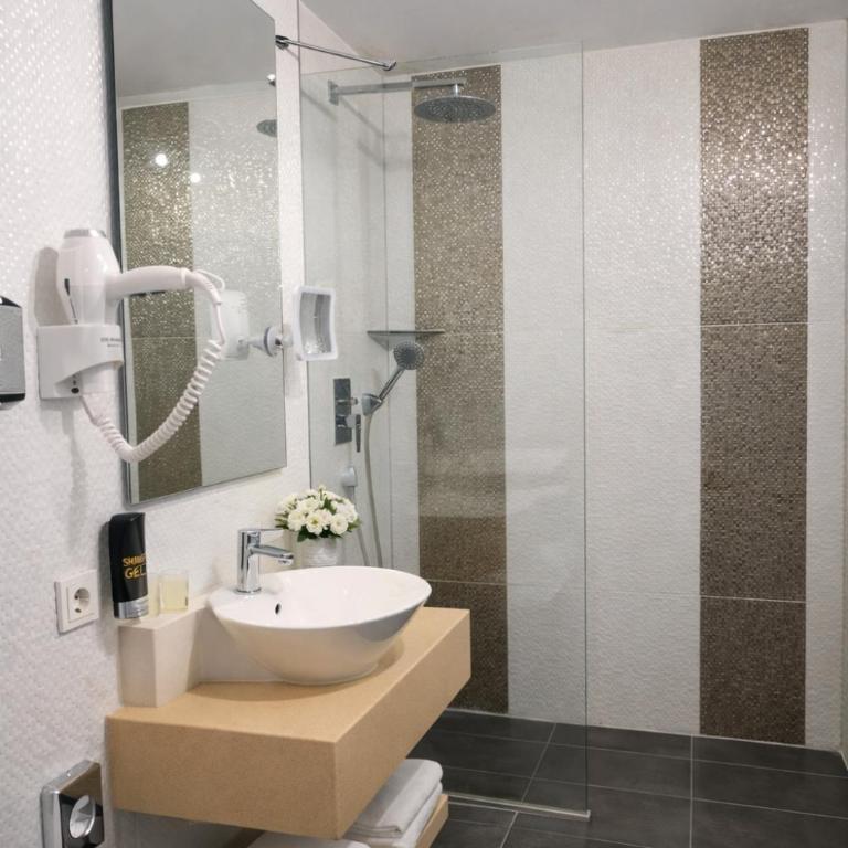 Hotel Bayer's - Habitación Doble Estándar - 4