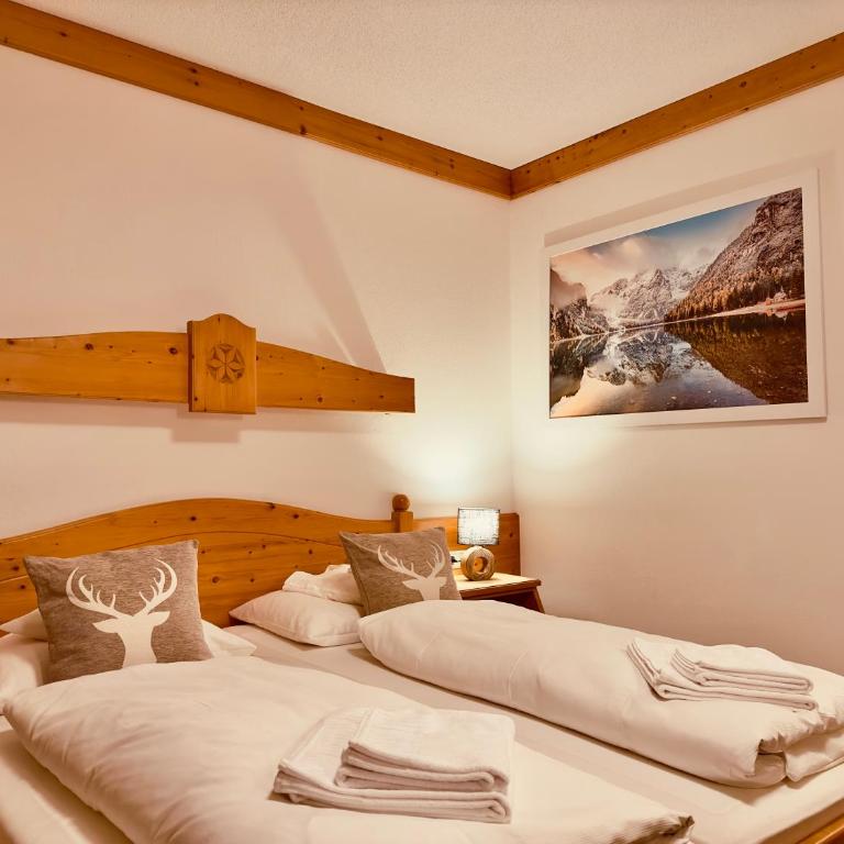 Residenz am Park - Zimmer mit Kingsize-Bett und Balkon - 1