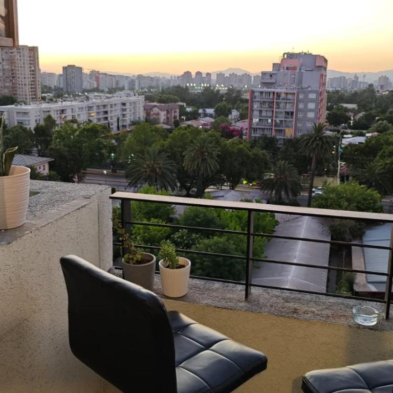 Moderno departamento con ubicación top en Ñuñoa - Two-Bedroom Apartment - 4
