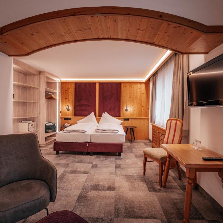 Hotel Grieshof - Deluxe Doppelzimmer mit Balkon - 6